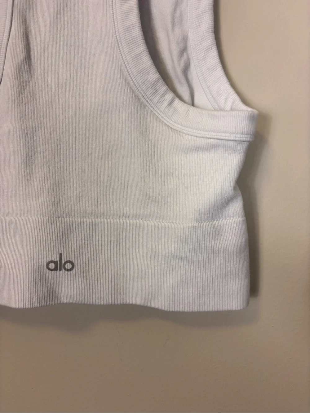 Alo Yoga White Ribbed Tank Crop Top -Small